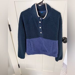 Large Old Navy Sherpa Pull Over